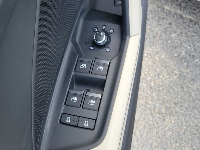 Used 2024 White Audi 40 Premium image 23