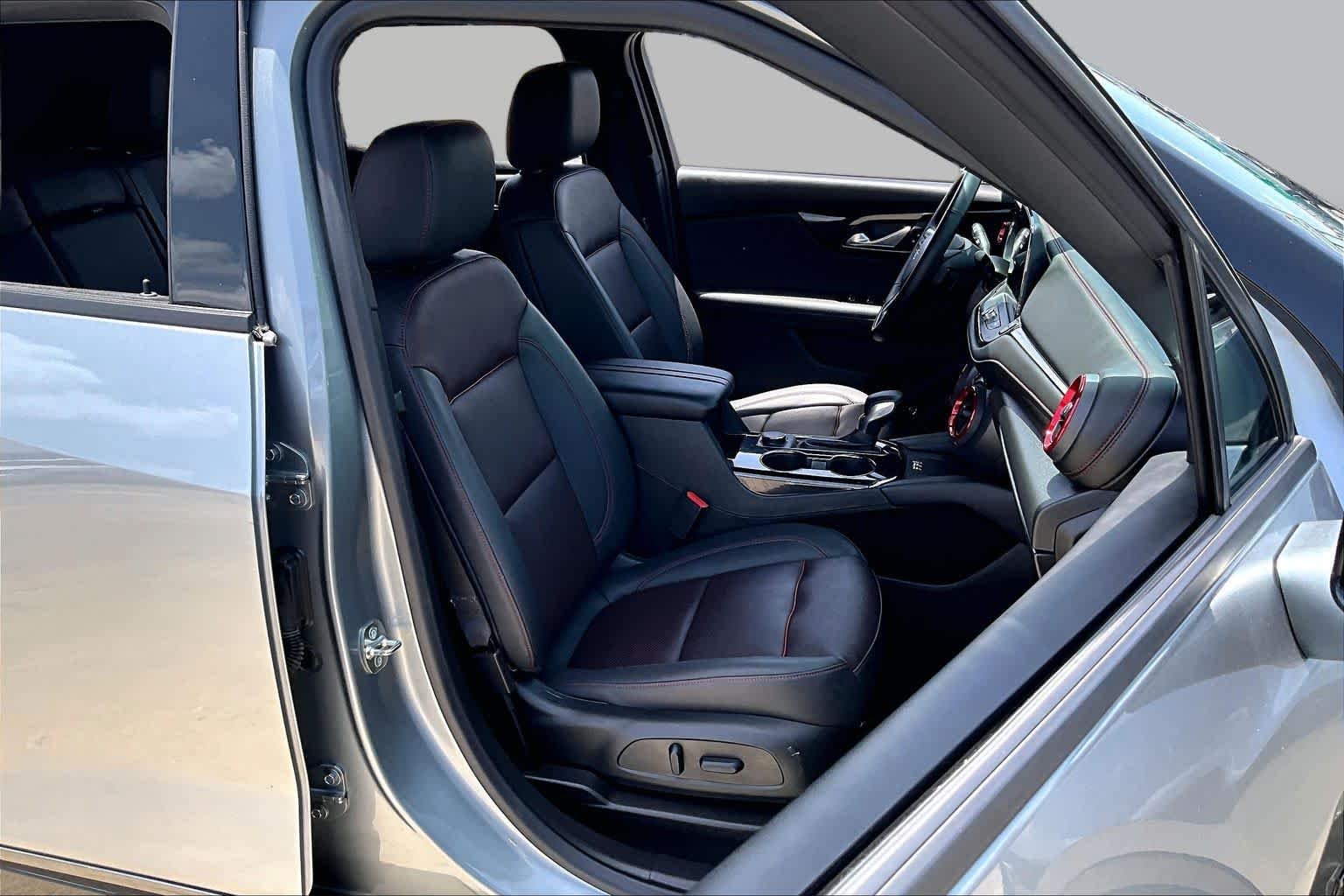 Used 2025 Sterling Gray Metallic Chevrolet RS image 9