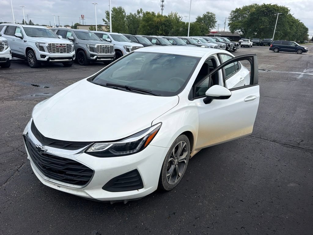 Used 2019 SUMMIT WHITE Chevrolet LT image 5