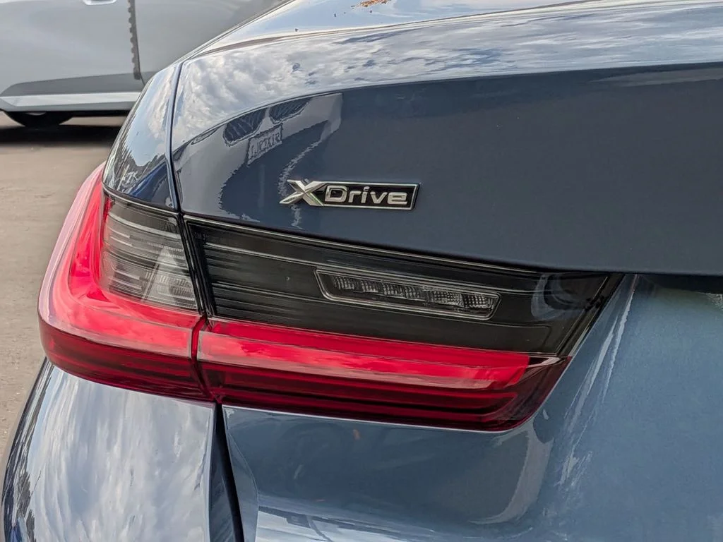 New 2026 Blue BMW 330i xDrive image 23
