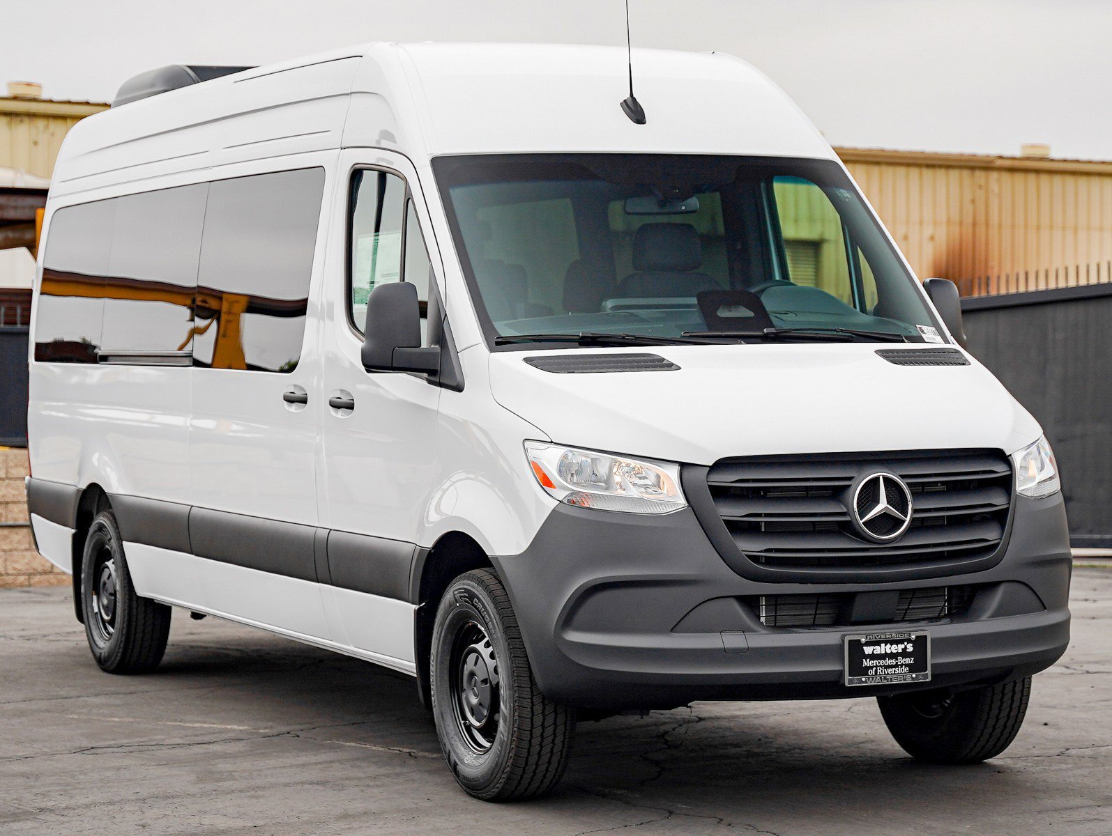 New 2026 Arctic White Mercedes-Benz 2500 High Roof I4 Diesel 170 RWD image 2