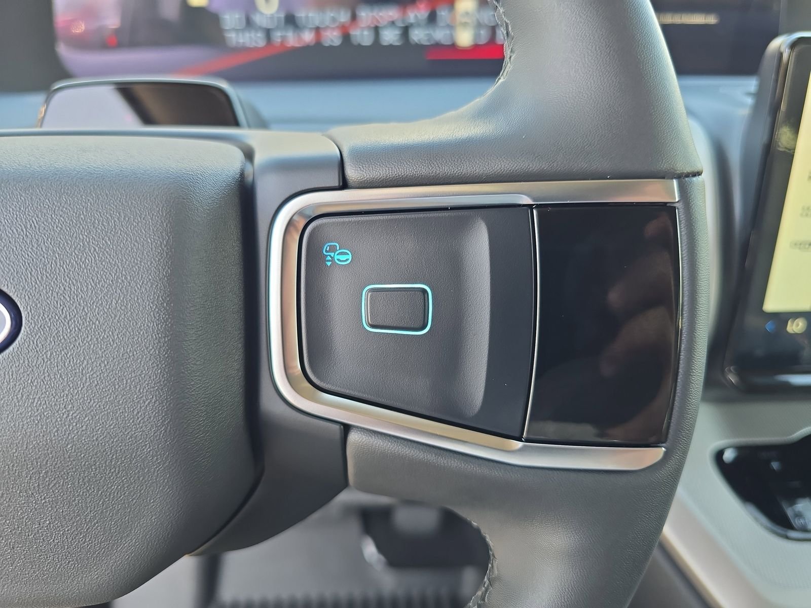 New 2025 Agate Black Metallic Ford Active image 24