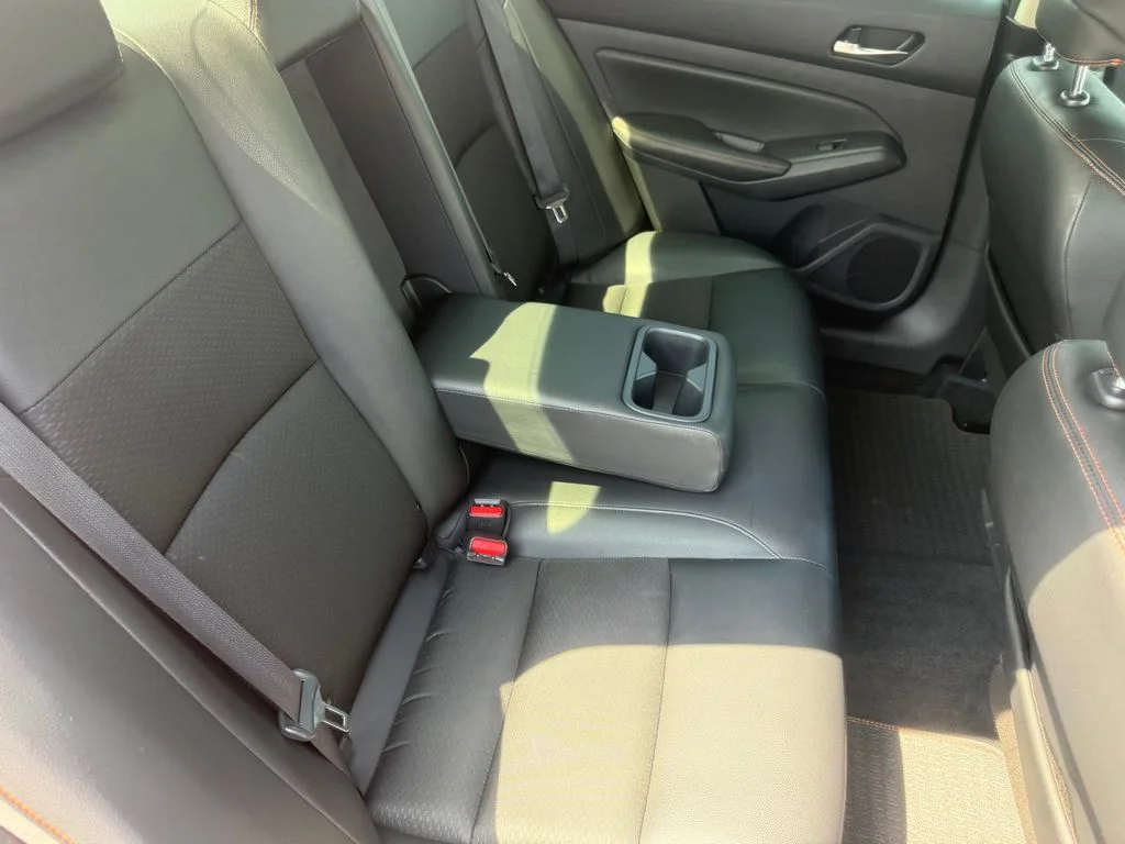 Used 2020 Red Nissan 2.5 SR image 51
