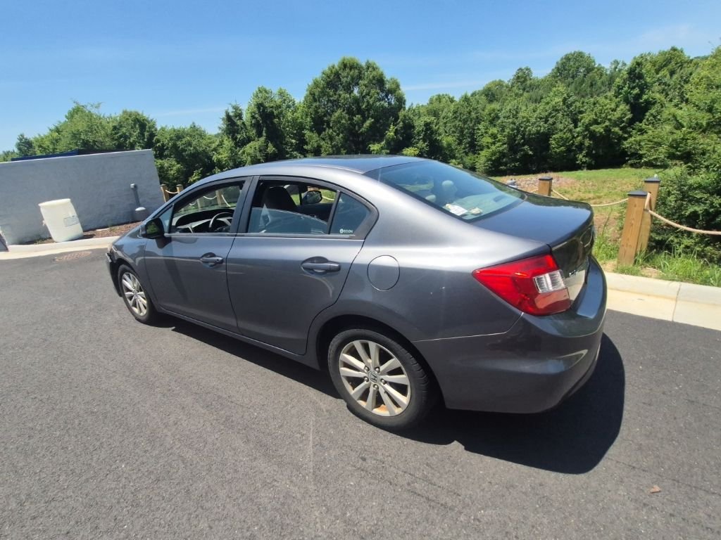 Used 2012 Polished Metal Metallic Honda EX image 4