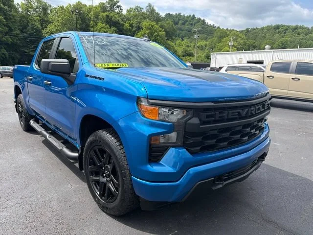 Used 2023 Glacier Blue Metallic Chevrolet Custom image 2