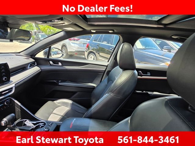 Used 2021 White Kia GT-Line image 8