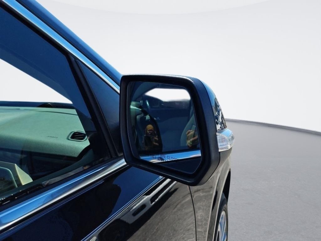 Used 2023 Black GMC Denali image 11