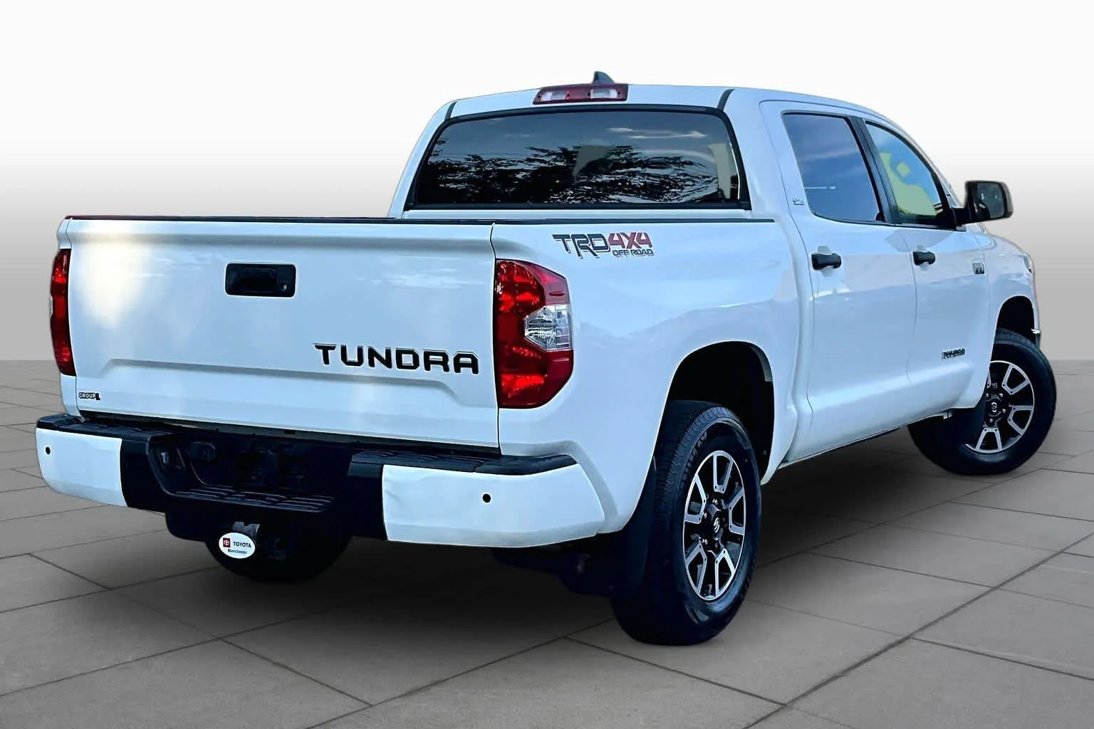 Certified Used 2020 Super White Toyota SR5 image 13
