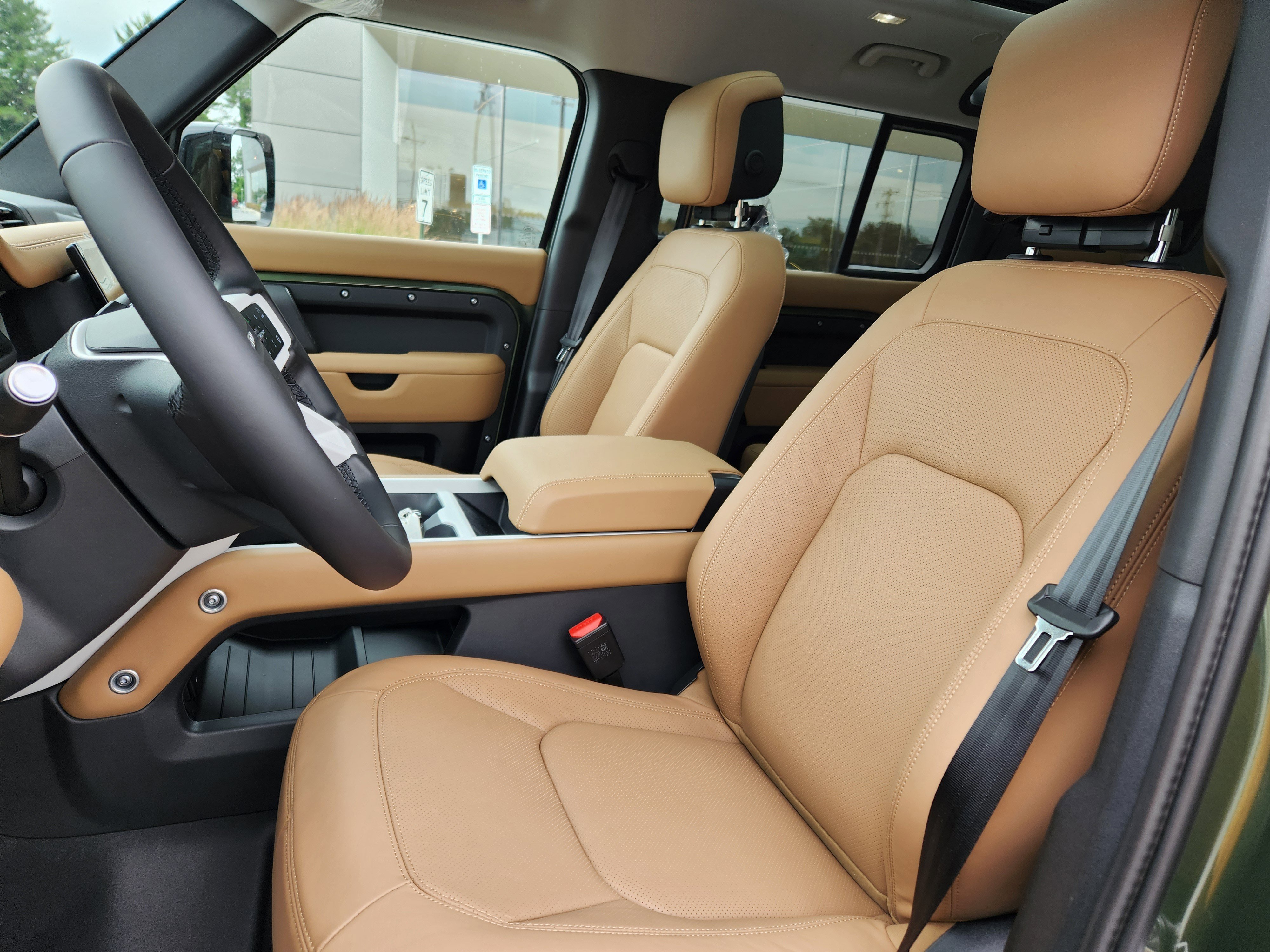 New 2026 Woolstone Green LAND ROVER S image 8