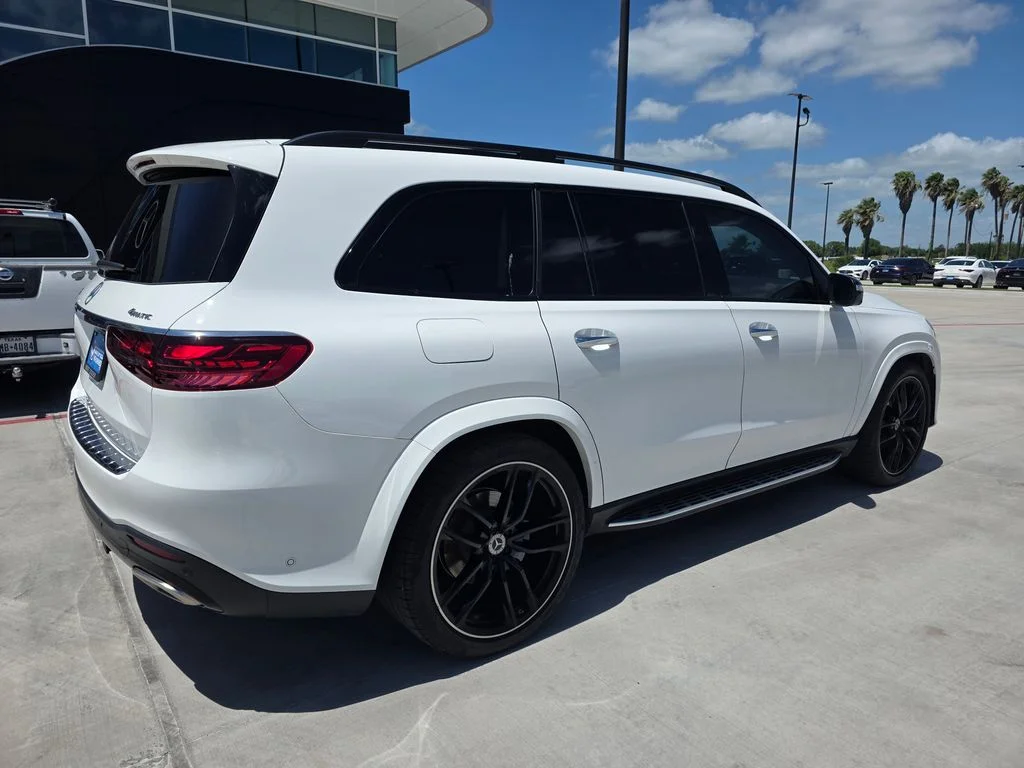 Certified Used 2024 White Mercedes-Benz GLS 580 image 7