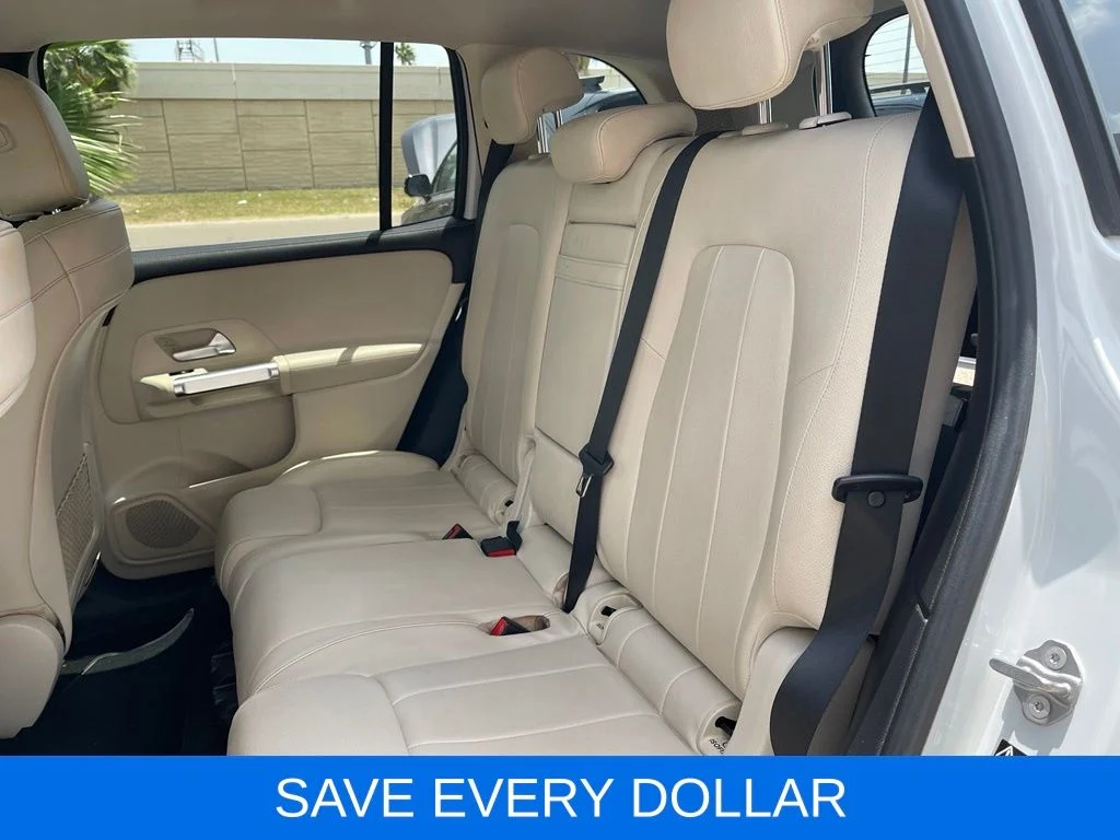 Used 2020  Mercedes-Benz GLB 250 image 15