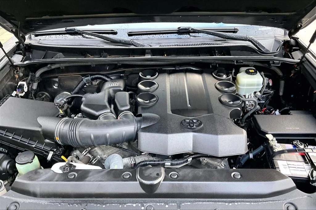 Used 2018 Gray Toyota Limited image 9