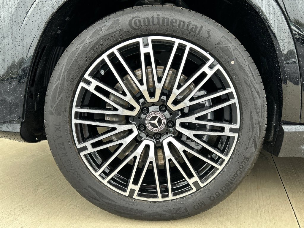 New 2027 Black Mercedes-Benz GLS 450 image 35