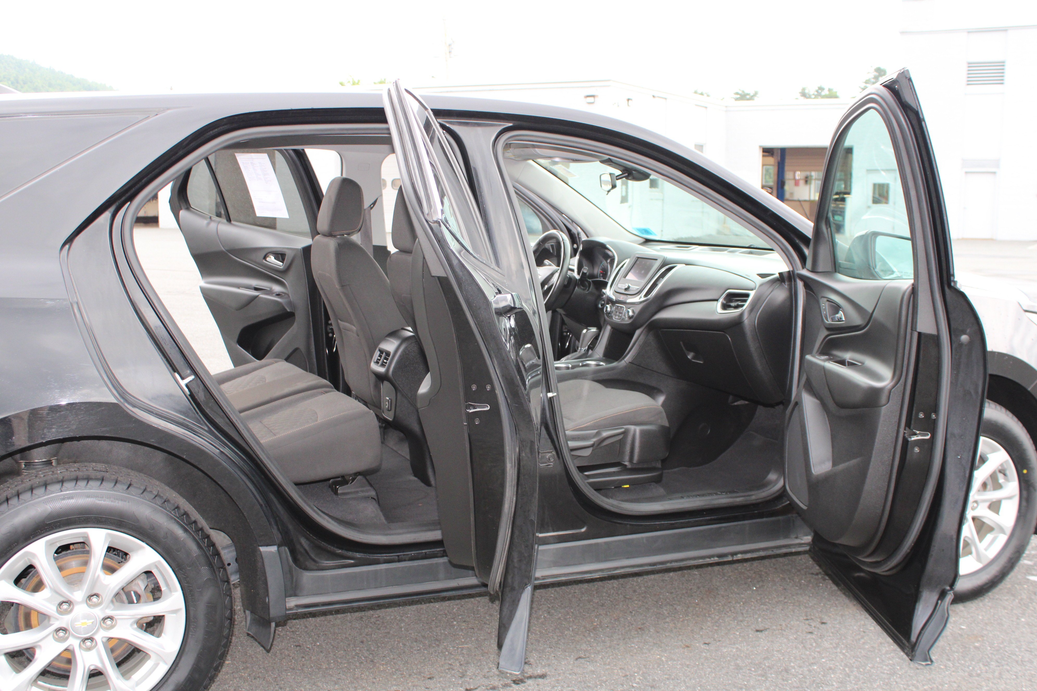 Used 2020 Mosaic Black Metallic Chevrolet LT image 17