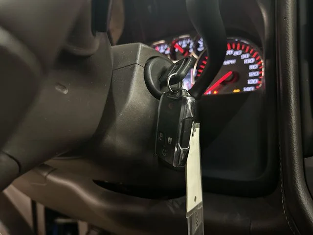 Used 2015 Blue GMC SLT image 17