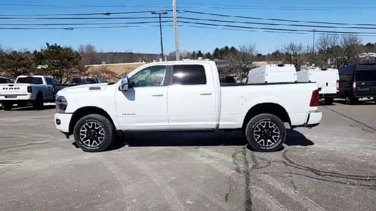 New 2026 Bright White Clear-Coat Exterior Paint RAM Longhorn image 5