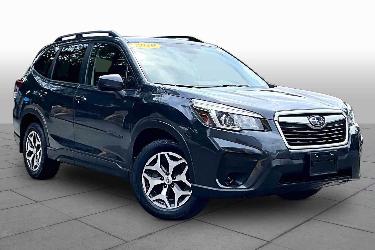 Used 2019 Dark Gray Metallic Subaru Premium image 3