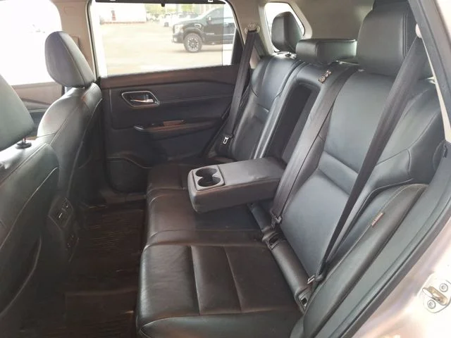 Used 2021 Gold Nissan SL image 25