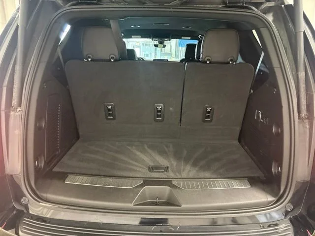 Used 2022 Black Chevrolet Premier image 33