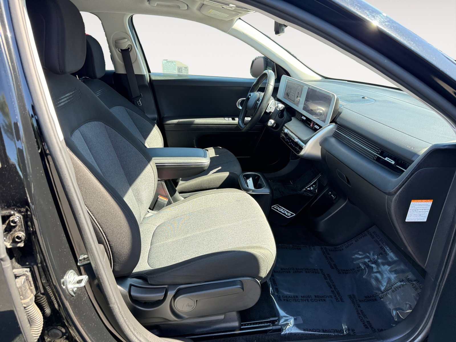 Used 2024 Abyss Black Hyundai SEL image 19
