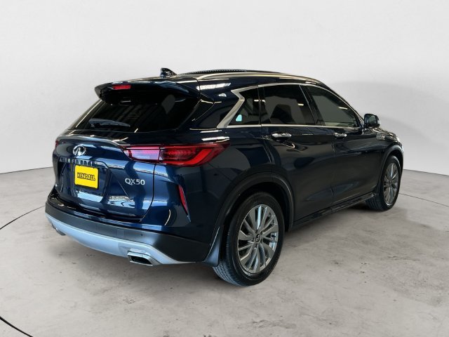 Used 2024 Blue INFINITI LUXE image 5