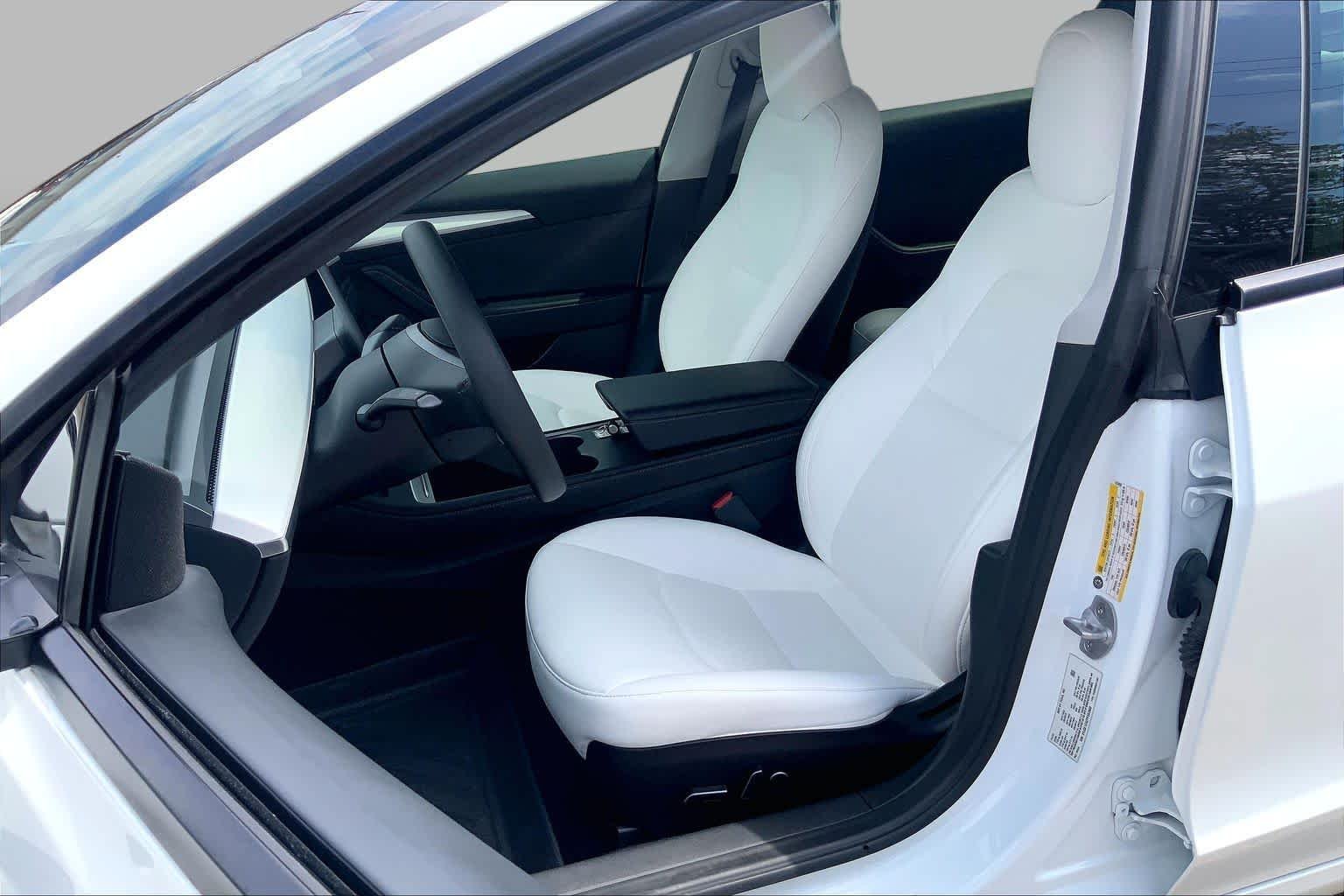 Pre-Owned 2023 Tesla Model 3