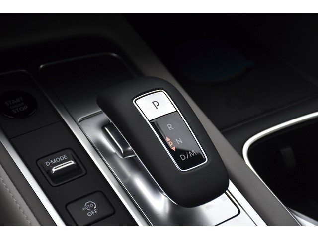 New 2027 GRAPHITE SHADOW INFINITI Luxe AWD image 14