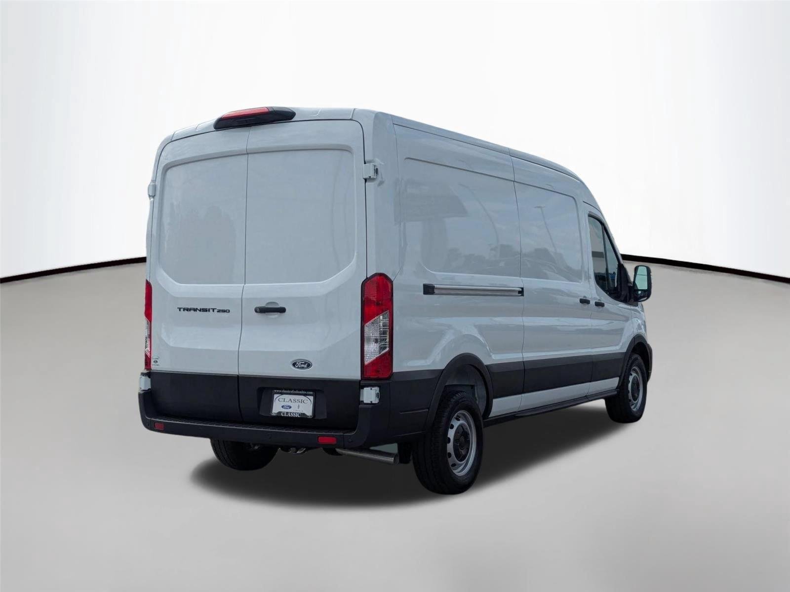 New 2026 Oxford White Ford Cargo Van image 5