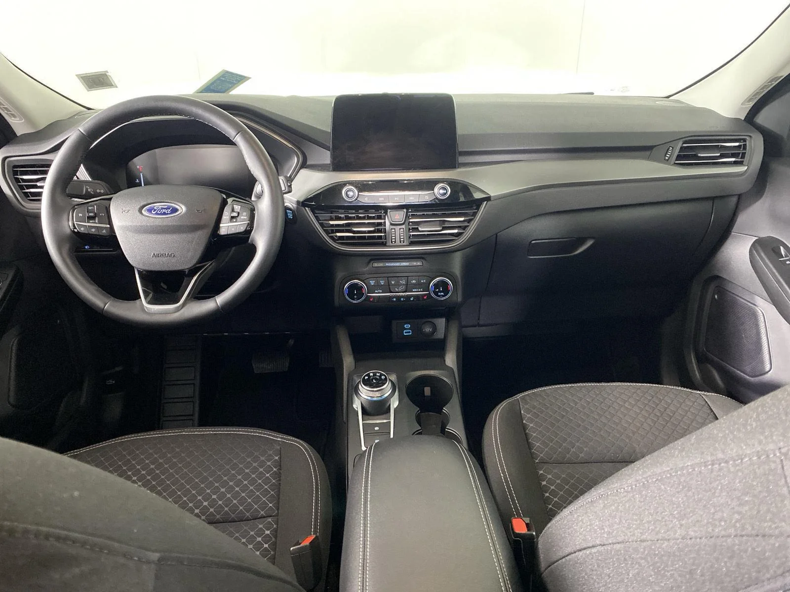 Used 2023 Iconic Silver Ford Active image 23