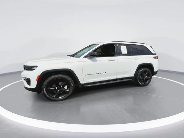 Used 2023 White Jeep Limited image 5