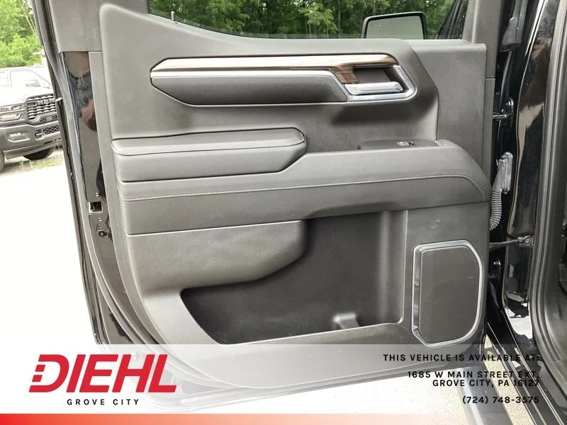 Used 2023 Black Chevrolet RST image 17