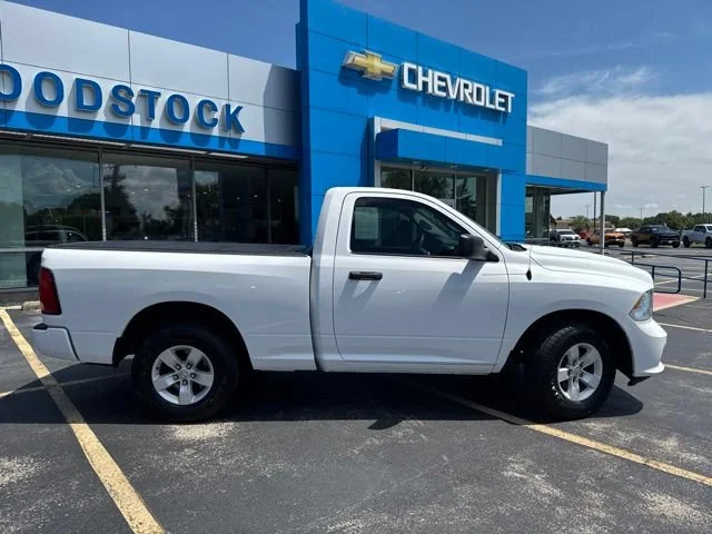 Used 2016 RAM Ram 1500 Pickup Express with VIN 3C6JR6AT4GG225069 for sale in Woodstock, IL