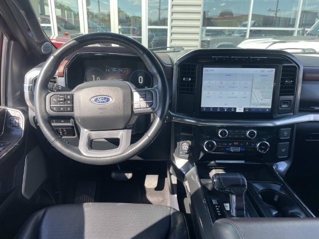 Used 2023 Black Metallic Ford Lariat image 17