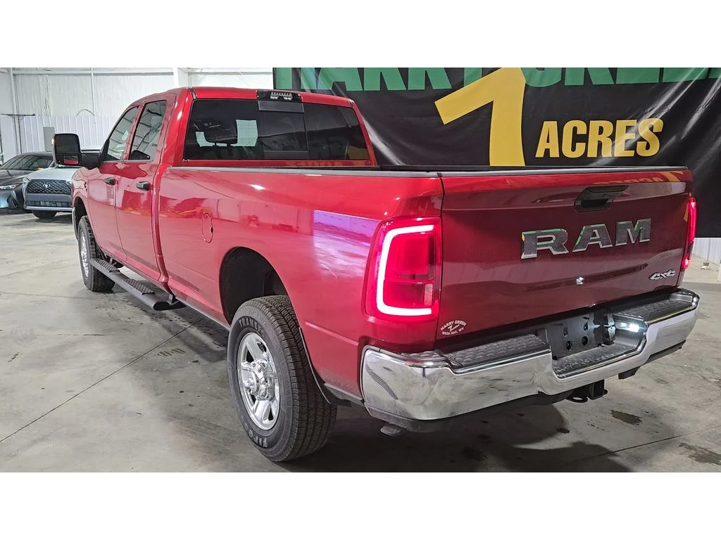 New 2026 Molten Red Pearl-Coat Exterior Paint RAM Tradesman image 7