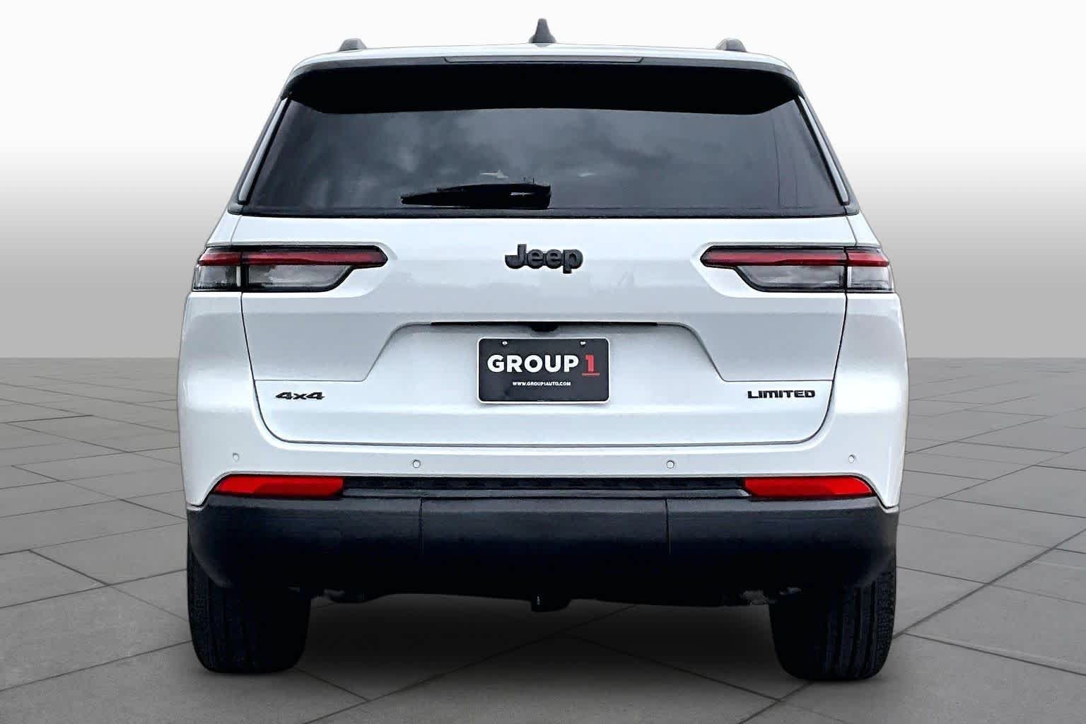 Used 2025 Bright White Clearcoat Jeep Limited image 5
