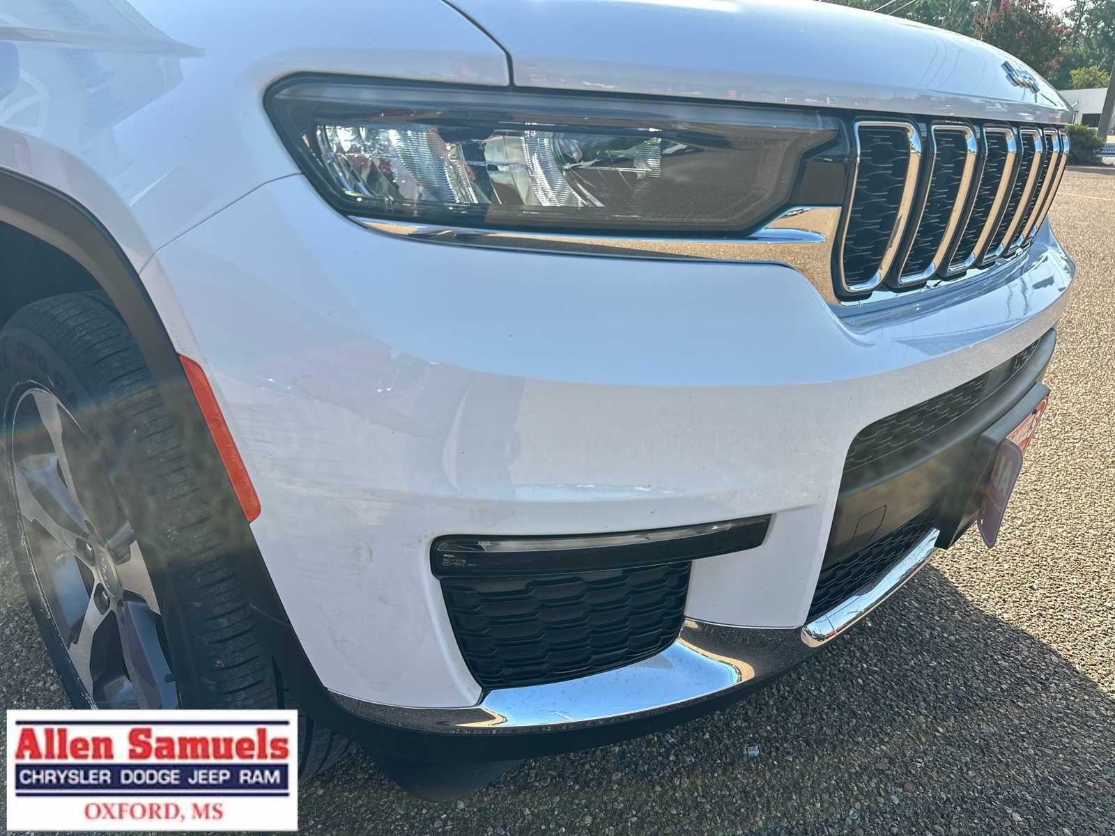 Certified Used 2023 Bright White Clearcoat Jeep Limited image 59