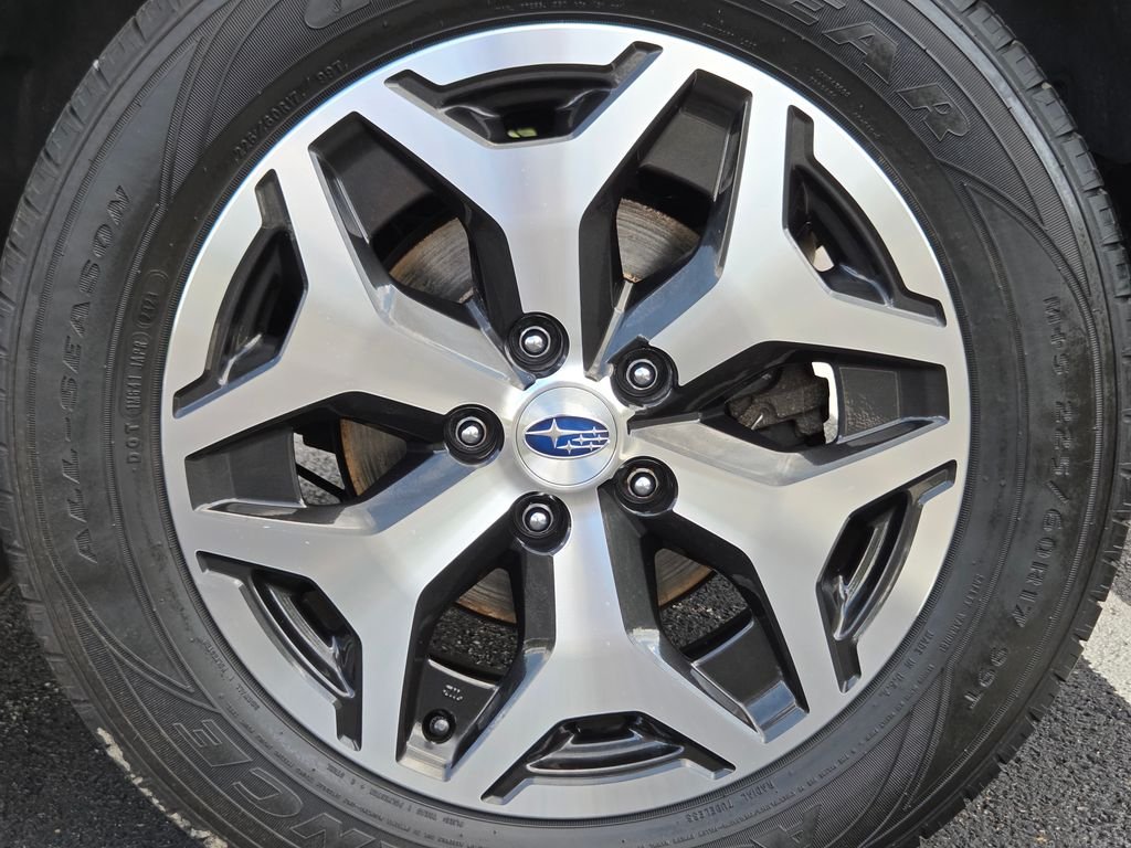 2022 Subaru Forester Premium - Photo 17