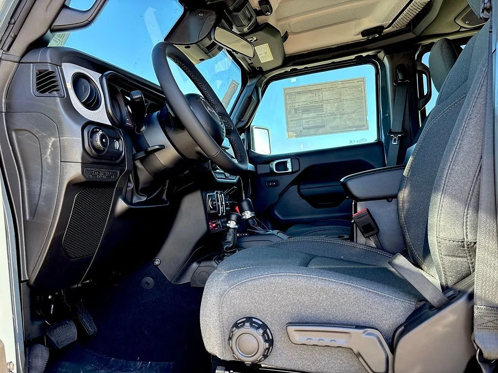 New 2026 Anvil Clear Coat Jeep 4-Door Willys 4x4 image 8