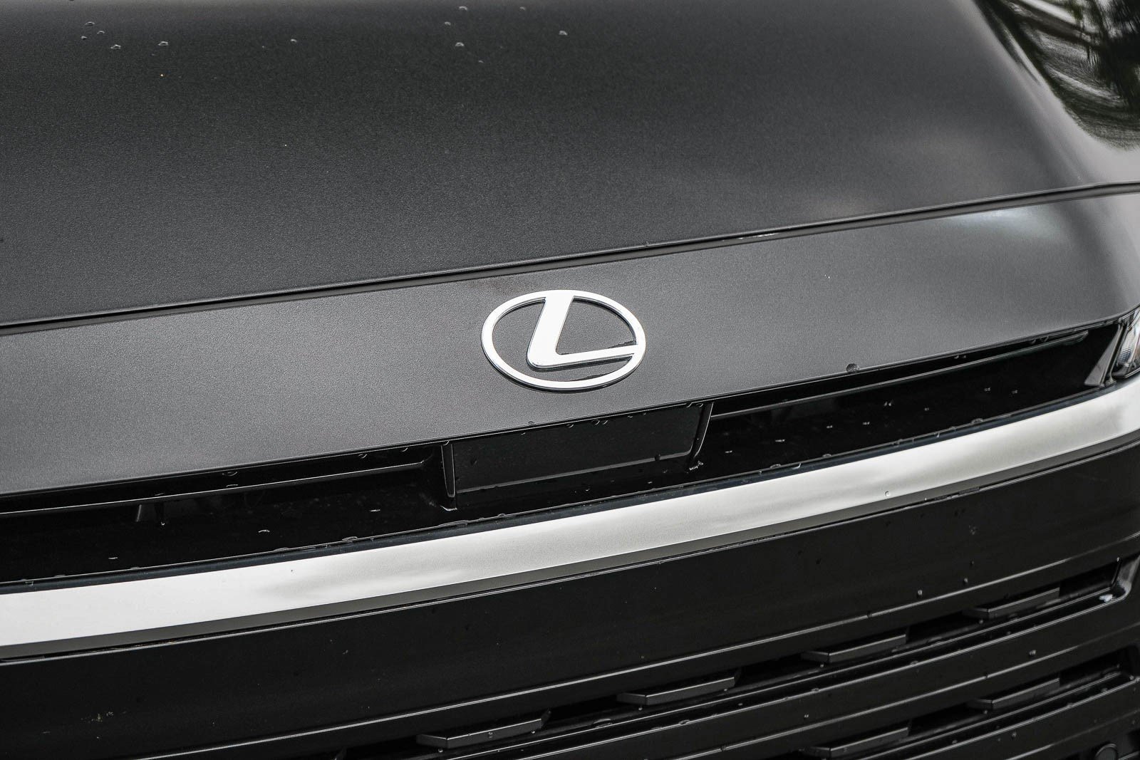 Certified Used 2025 Caviar Lexus 350 image 9
