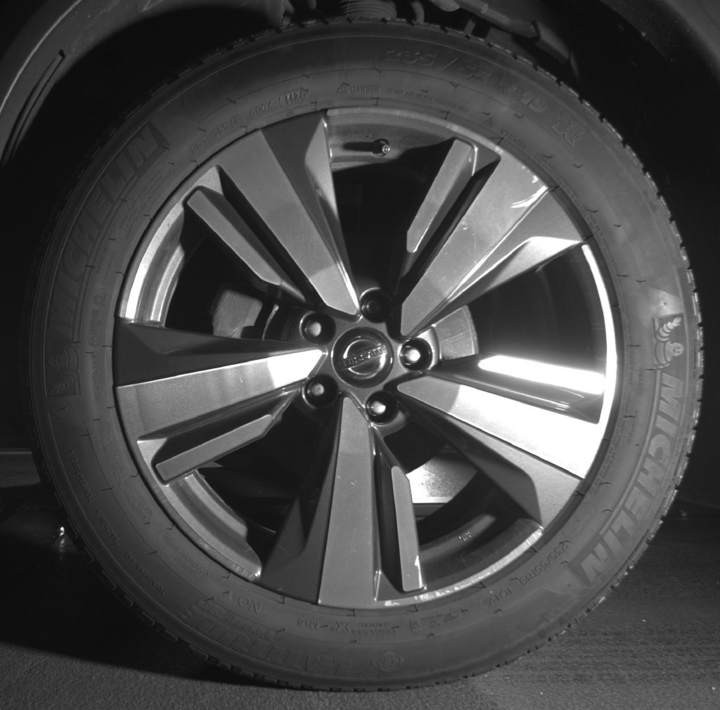 Used 2021 Black Nissan SL image 9