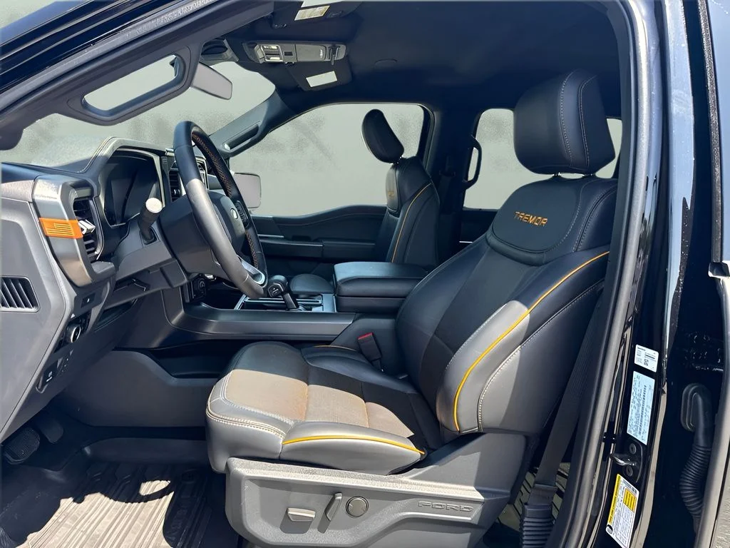 Used 2025 Black Ford Tremor image 9