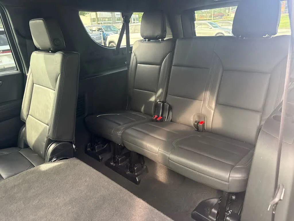 Used 2025 Black Chevrolet LT image 42