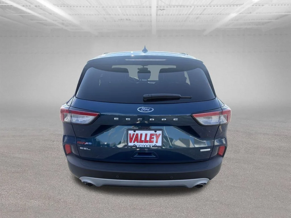 Used 2020 Green Metallic Ford SEL image 6