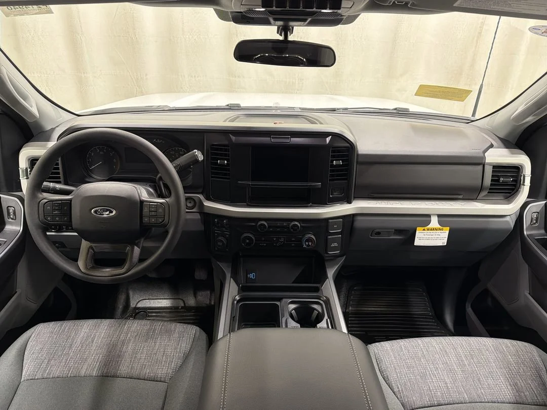 New 2026 Oxford White Ford F-250® XLT image 12