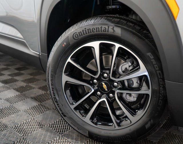 New 2026 Sterling Gray Metallic Chevrolet LT image 8