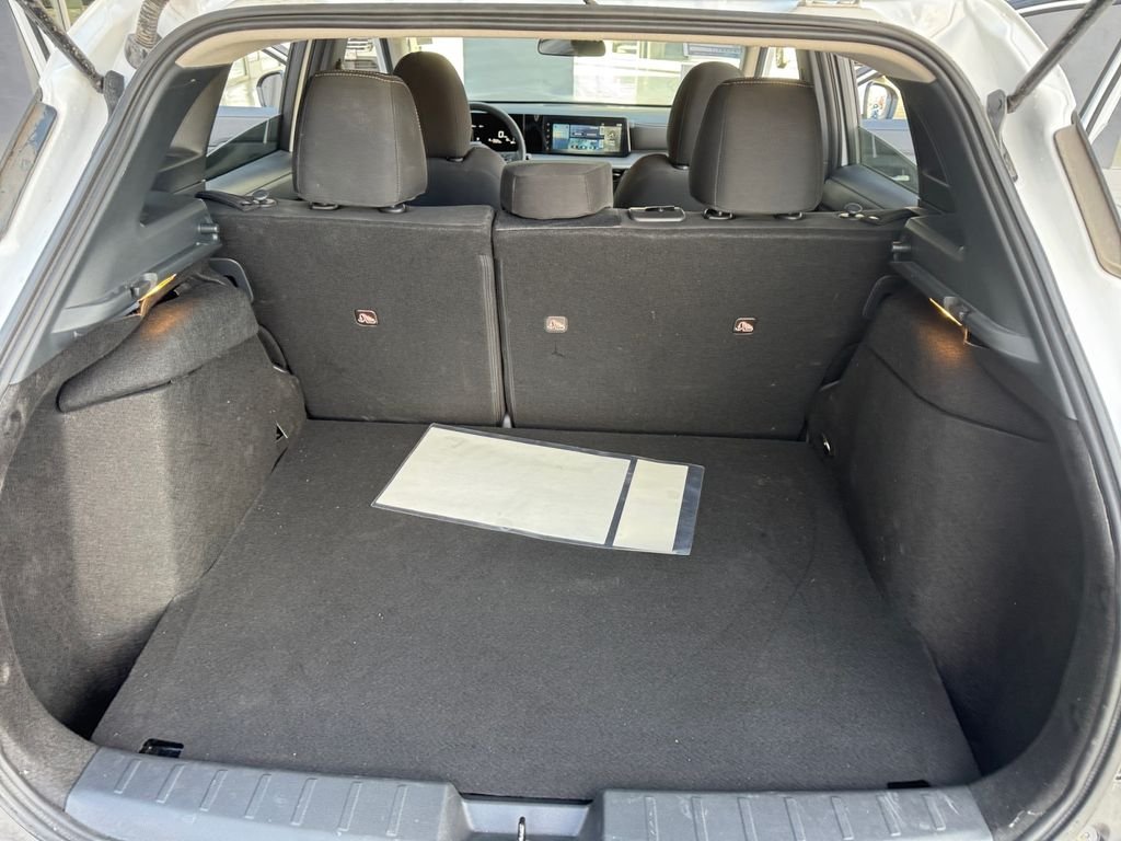 Used 2025 Gray Nissan SR image 18
