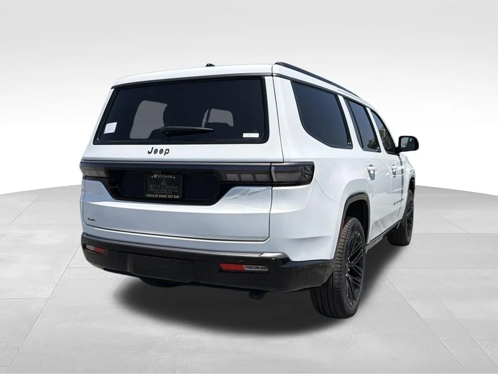 New 2026 Bright White Clear-Coat Exterior Paint Jeep  image 8