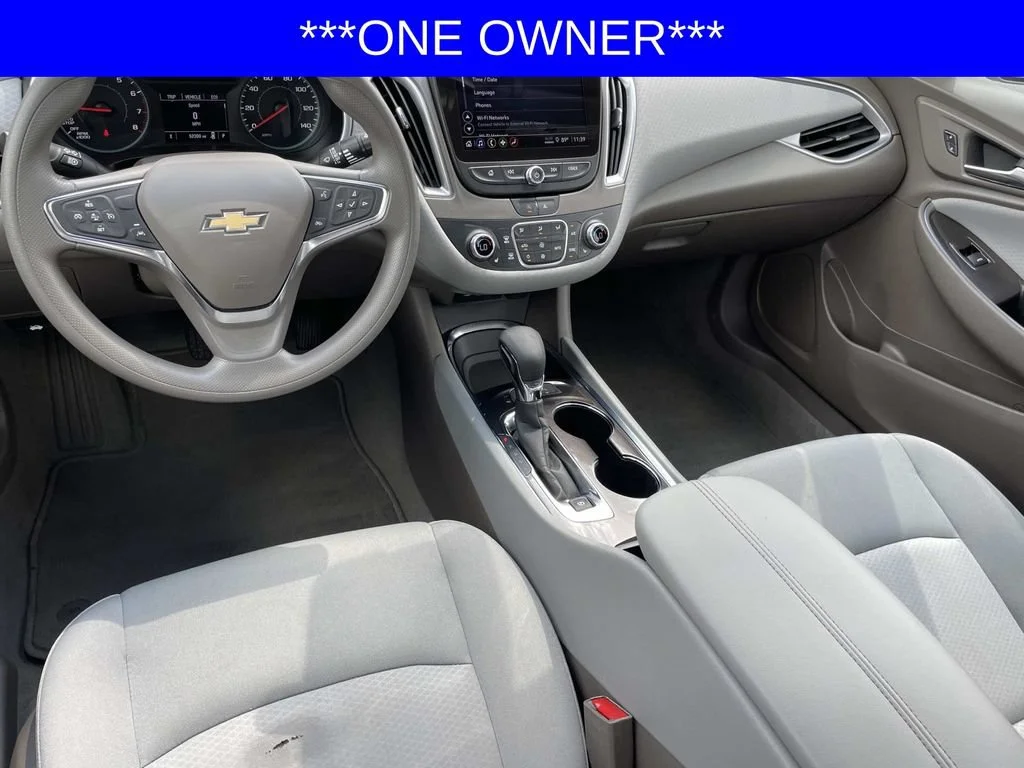 Used 2025 Summit White Chevrolet 1LT image 15