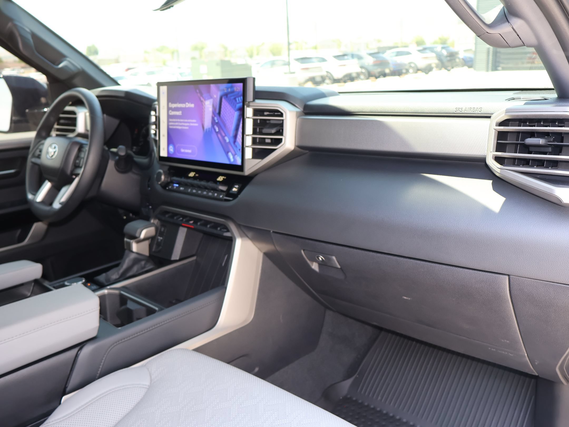 2025 Toyota Tundra Limited - Photo 26