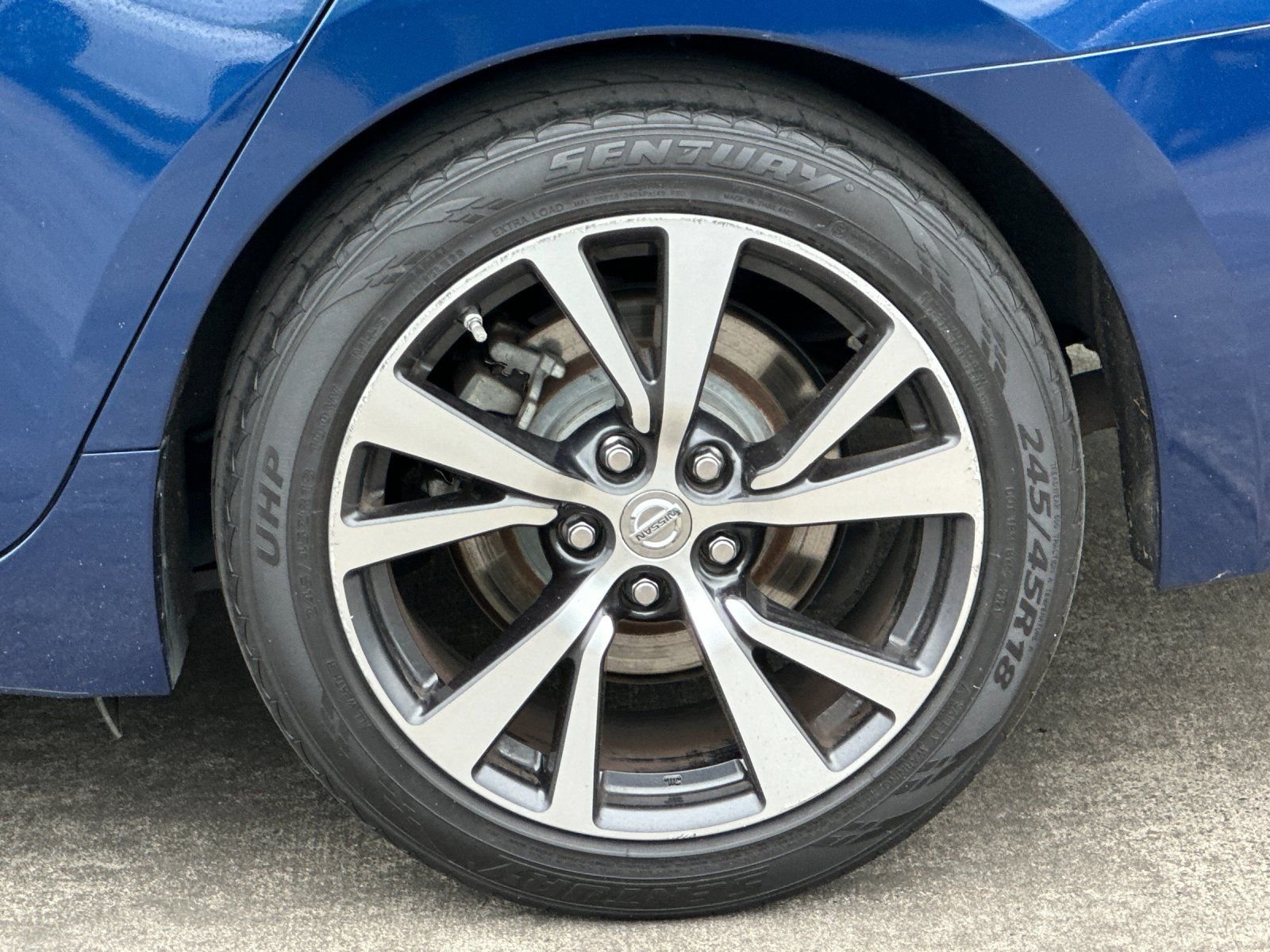 Used 2017 Deep Blue Pearl Nissan 3.5 SV image 23